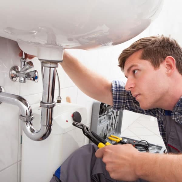 Plumber in Knoxville, TN | Sanders Plumbing Company | Faucets